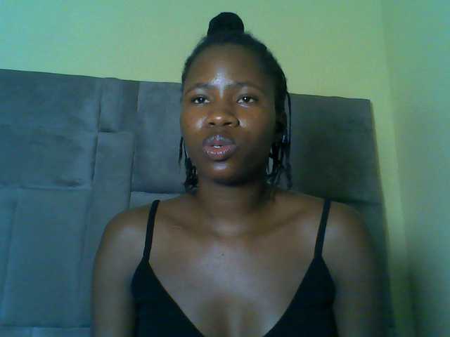 Cuteebony16