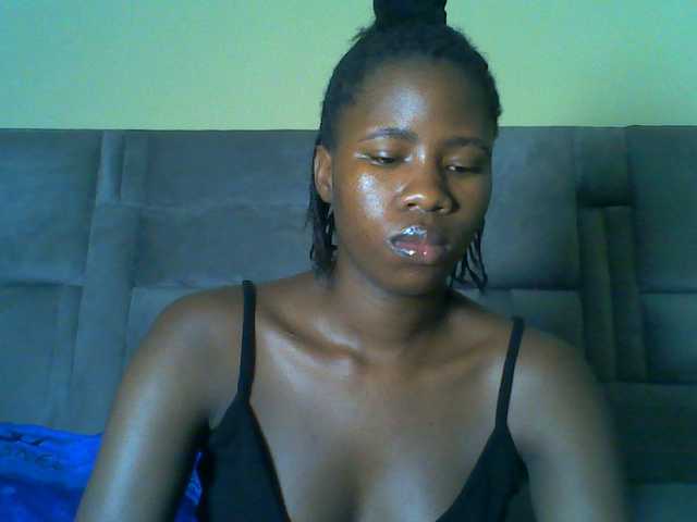 Cuteebony16