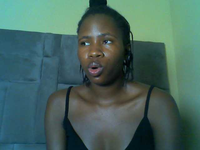 Cuteebony16