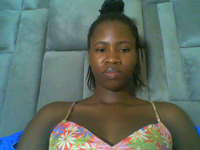 Cuteebony16