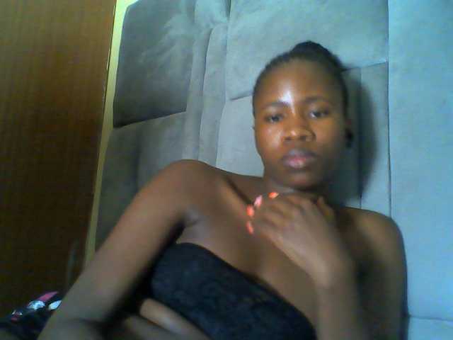 Cuteebony16