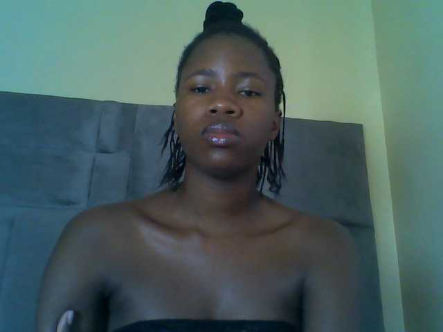 Cuteebony16