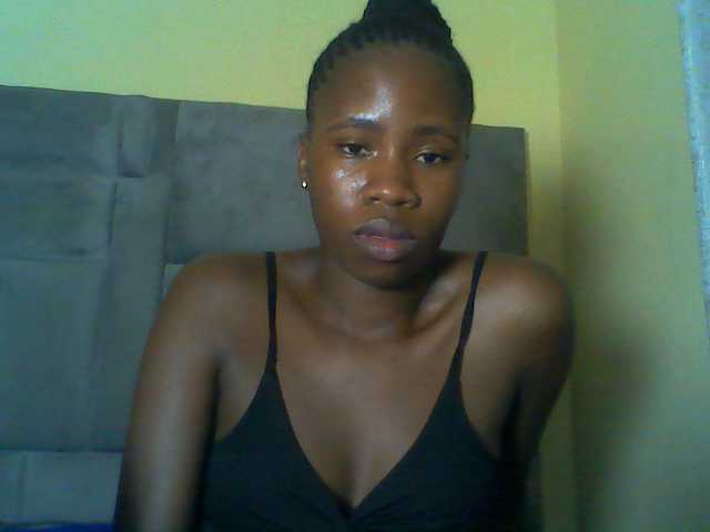 Cuteebony16