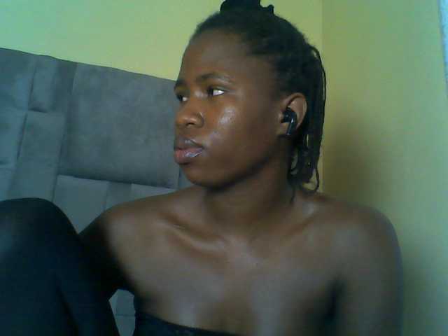 Cuteebony16