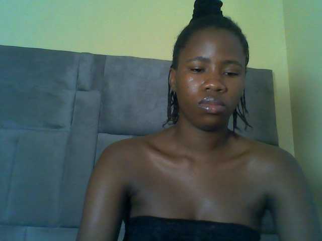 Cuteebony16