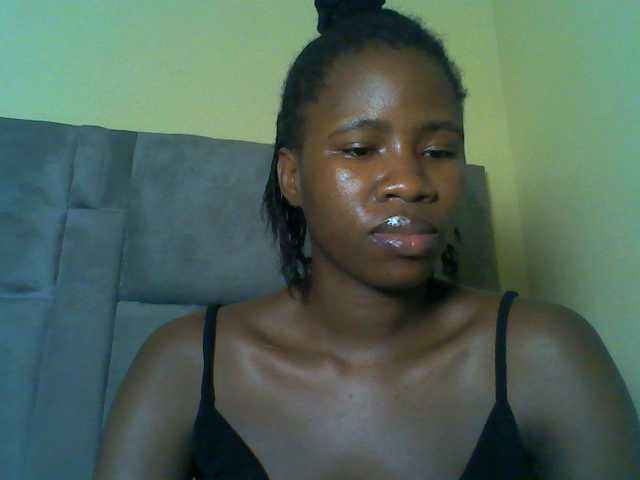 Cuteebony16