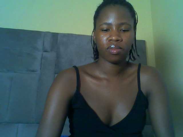 Cuteebony16