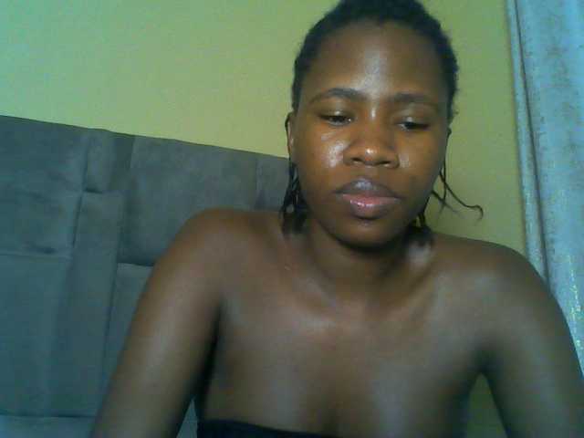 Cuteebony16 webcam