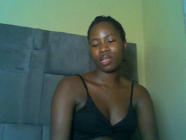 Cuteebony16