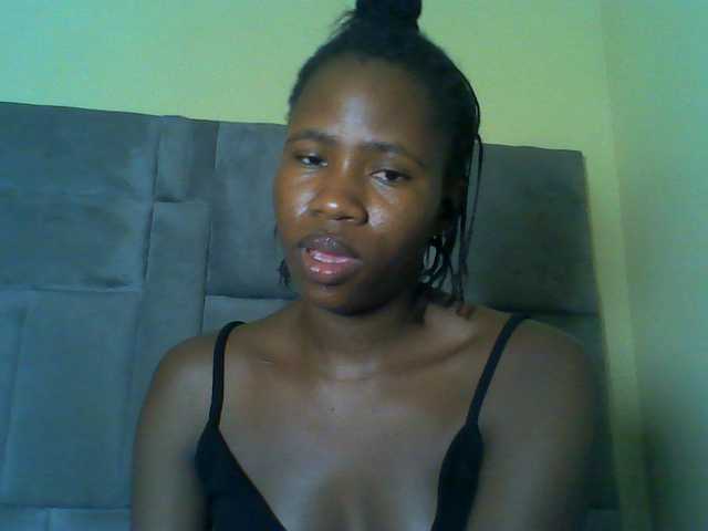Cuteebony16
