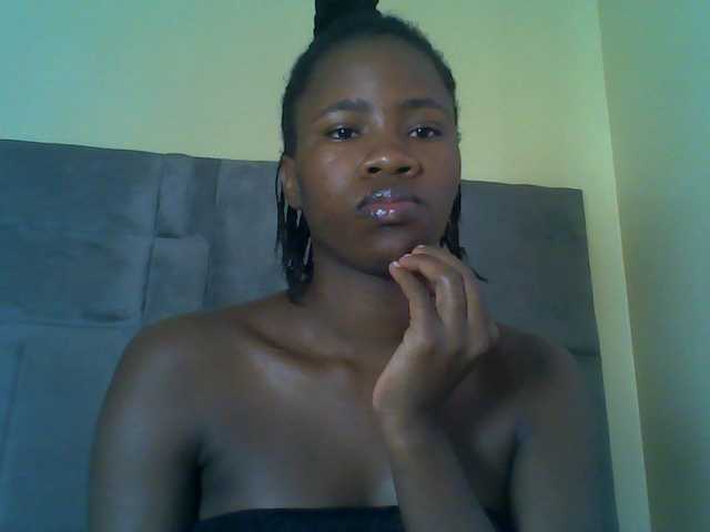 Cuteebony16