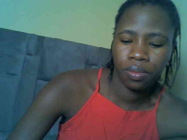 Cuteebony16 webcam