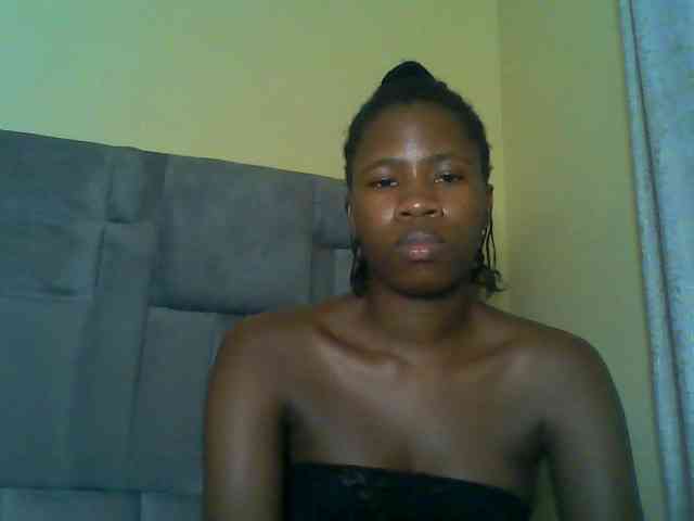 Cuteebony16 webcam
