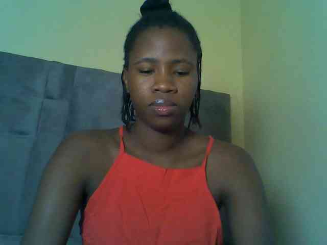 Cuteebony16 webcam