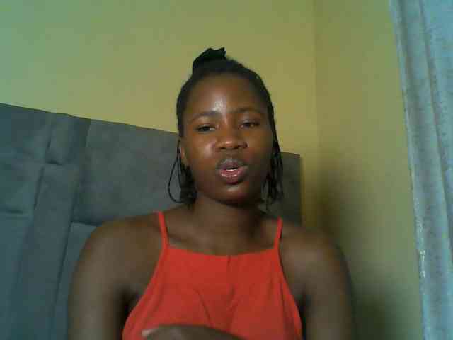 Cuteebony16 webcam