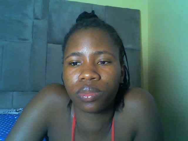 Cuteebony16 webcam