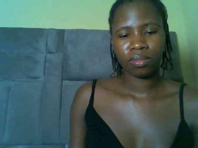 Cuteebony16 webcam