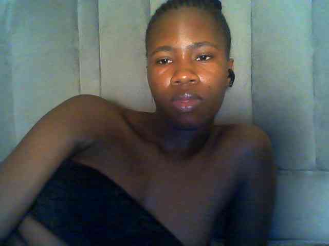 Cuteebony16 webcam
