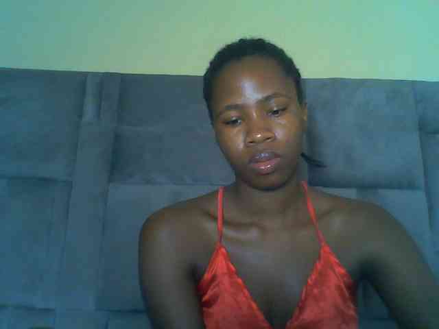 Cuteebony16 webcam