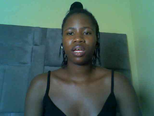 Cuteebony16