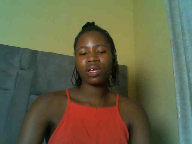 Cuteebony16