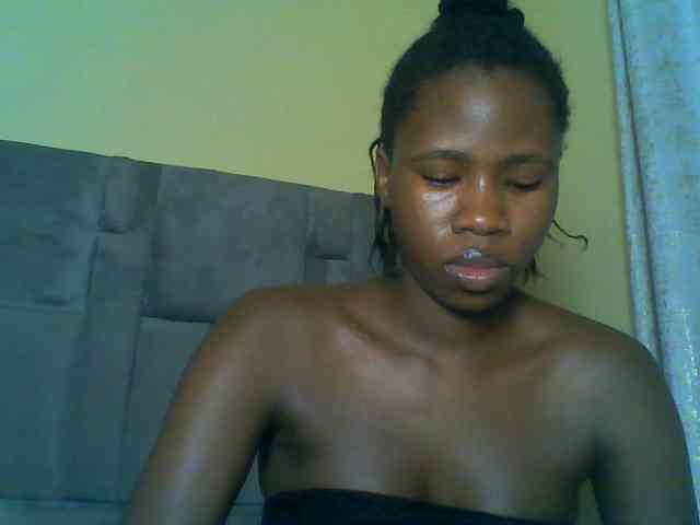Cuteebony16 webcam