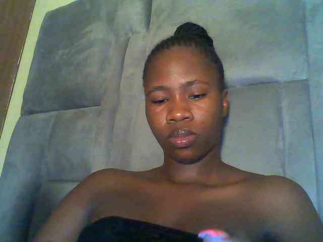 Cuteebony16 webcam
