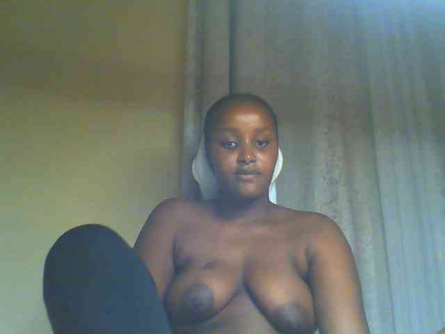 Cuteebony16 webcam