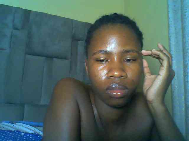Cuteebony16 webcam