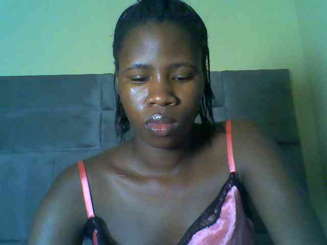 Cuteebony16