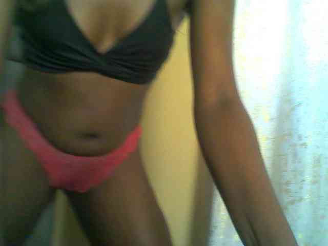 Cuteebony16 webcam
