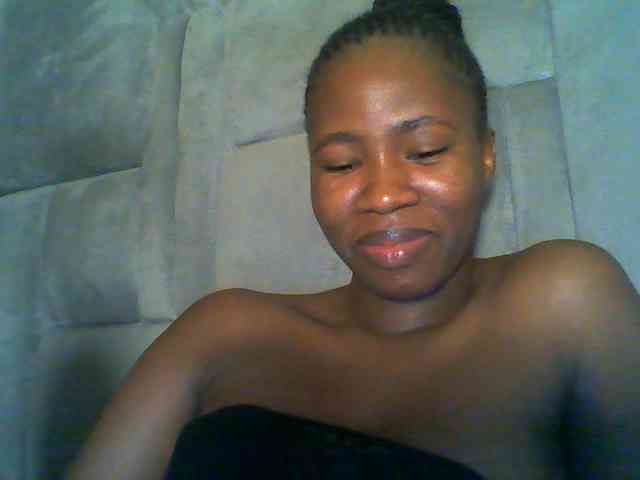 Cuteebony16 webcam