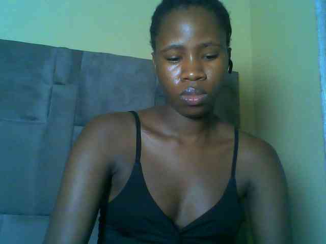 Cuteebony16 webcam