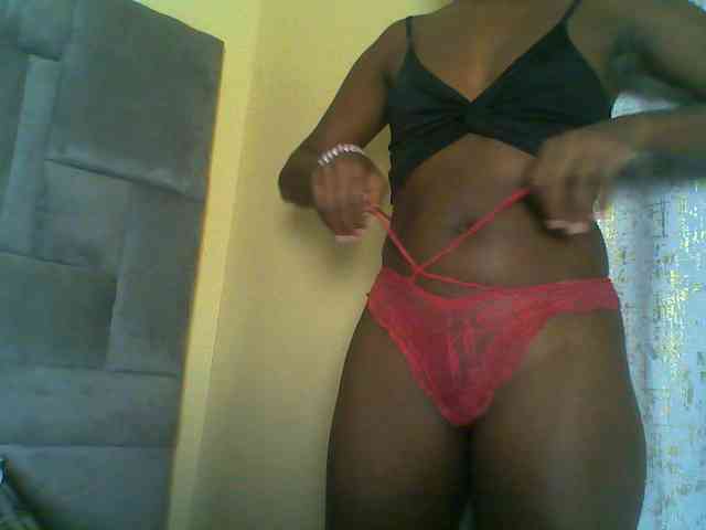 Cuteebony16 webcam