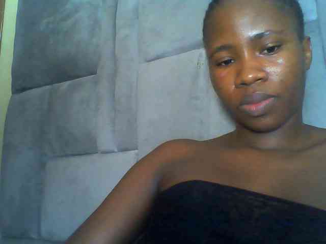 Cuteebony16 webcam