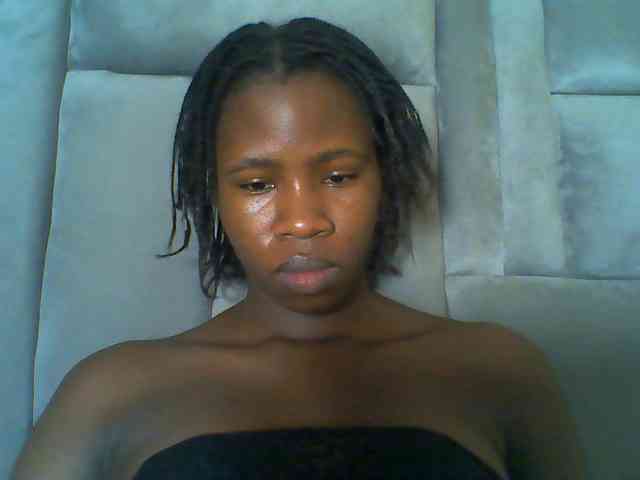 Cuteebony16 webcam