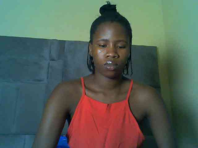 Cuteebony16