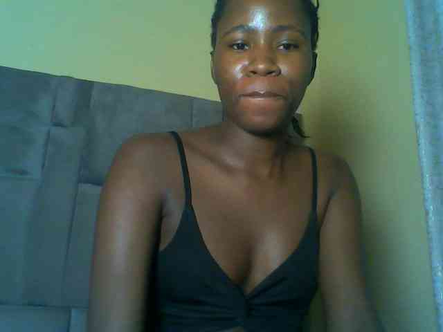 Cuteebony16 webcam