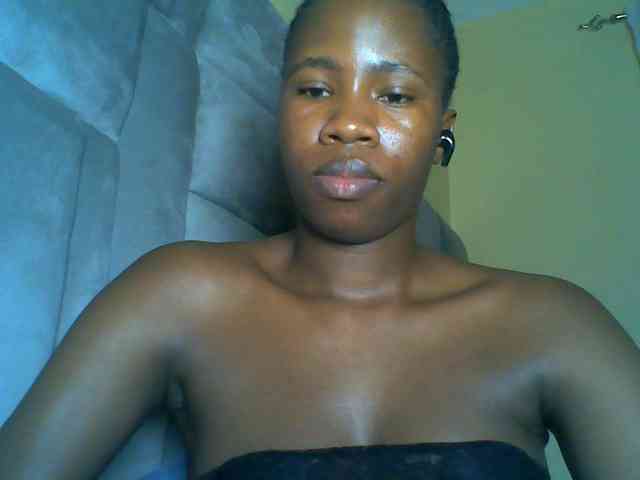 Cuteebony16 webcam