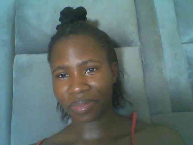 Cuteebony16 webcam