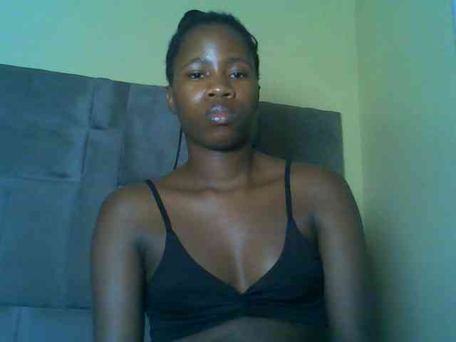 Cuteebony16 webcam