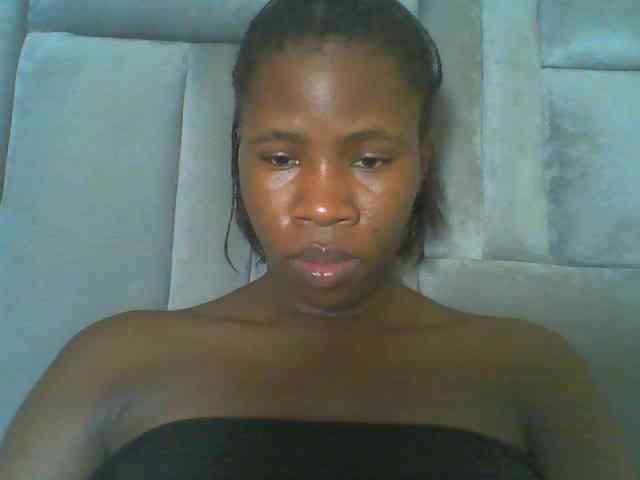 Cuteebony16 webcam