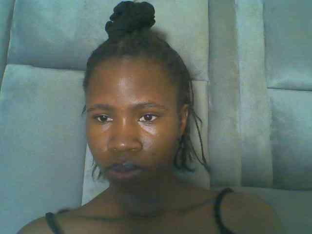 Cuteebony16 webcam