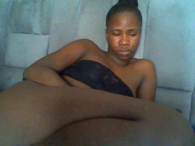 Cuteebony16 webcam