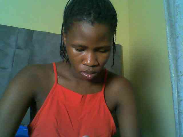 Cuteebony16 webcam