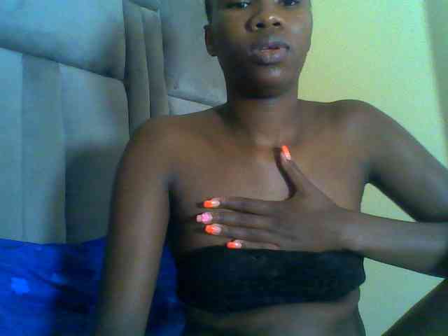 Cuteebony16