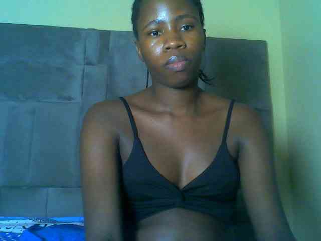 Cuteebony16 webcam