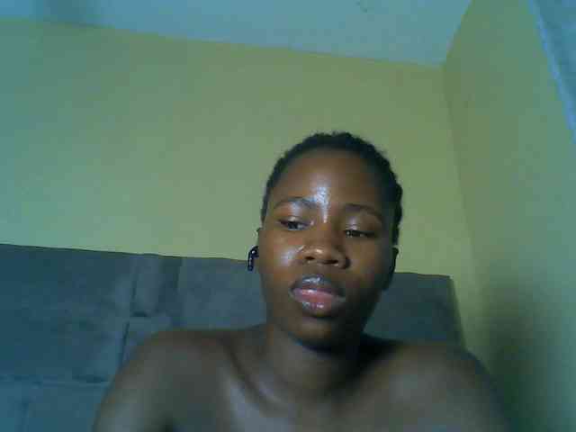 Cuteebony16 webcam