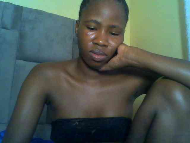 Cuteebony16 webcam