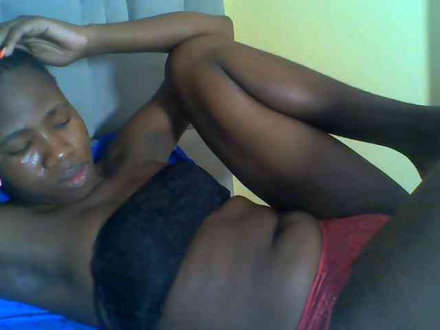 Cuteebony16